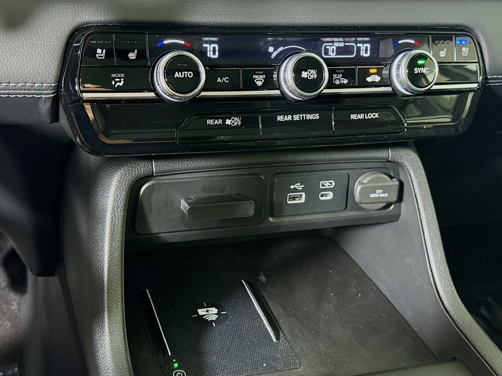 Used 2025 Honda Pilot Elite image 8