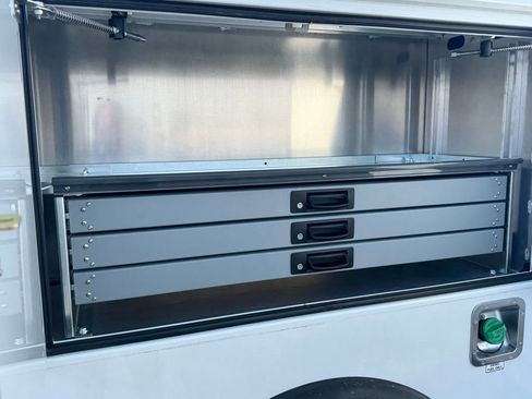 New 2026 Ford F550 4x4 SuperCab Super Duty image 29