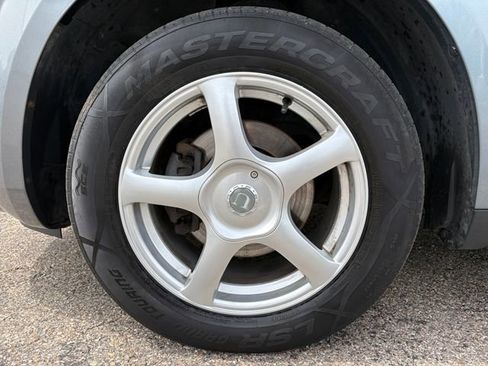 Used 2009 Dodge Journey SXT w/ Chrome Appearance Group FWD image 17