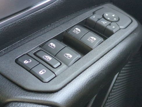 Certified 2025 RAM 1500 Big Horn image 21