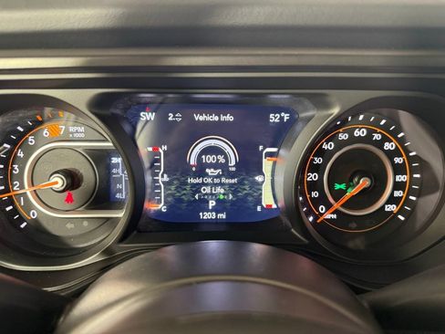 Used 2026 Jeep Wrangler Unlimited Rubicon AWD/4WD image 27