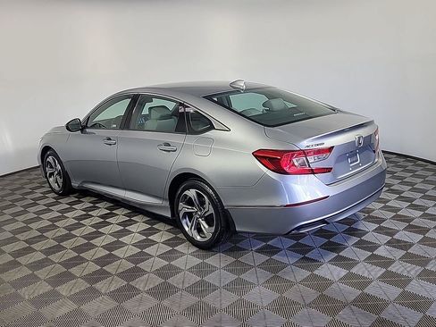 Certified 2019 Honda Accord EX image 9