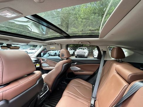 Used 2024 Acura RDX SH-AWD w/ Technology Package image 11