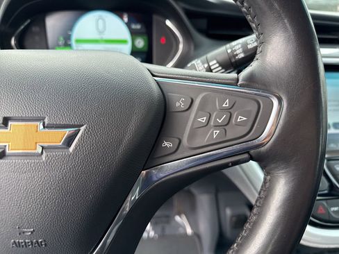 Used 2020 Chevrolet Bolt Premier w/ Infotainment Package image 16