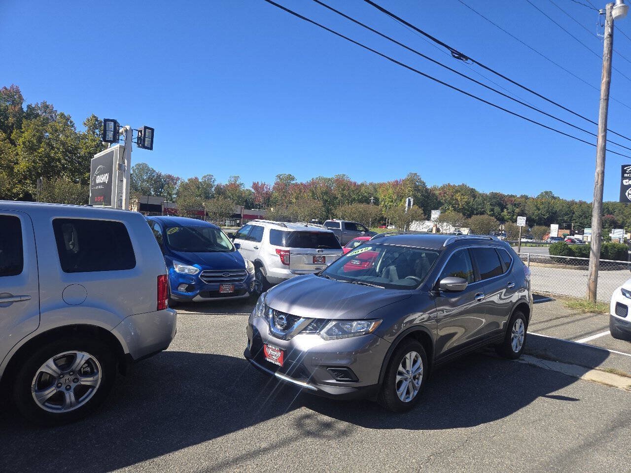 Used 2015 Nissan Rogue SV AWD/4WD image 13