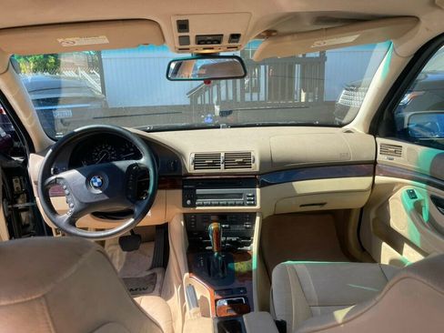 Used 2003 BMW 525i Sedan image 24