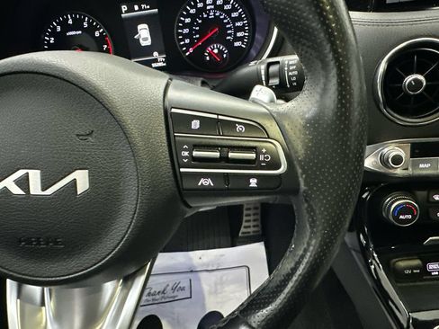 Used 2022 Kia Stinger GT-Line AWD/4WD image 25