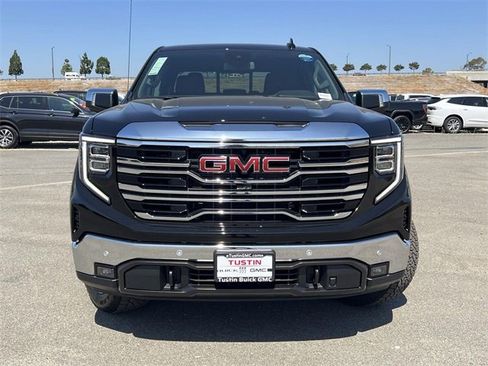 New 2026 GMC Sierra 1500 SLT w/ SLT Premium Plus Package image 8