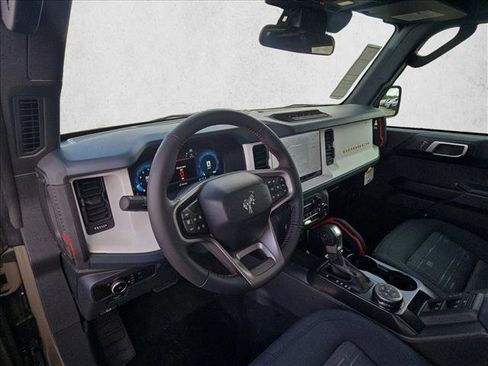 New 2026 Ford Bronco Heritage Edition image 3