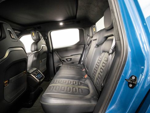 Used 2022 Rivian R1T Adventure AWD/4WD image 13