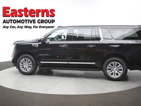 Used 2025 GMC Yukon XL Denali AWD/4WD image 66