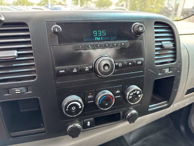 Used 2013 Chevrolet Silverado 1500 W/T RWD image 13