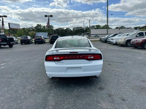 Used 2014 Dodge Charger SXT Plus image 4