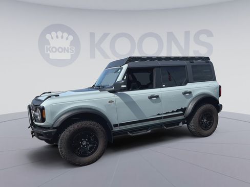 Used 2023 Ford Bronco Wildtrak image 7