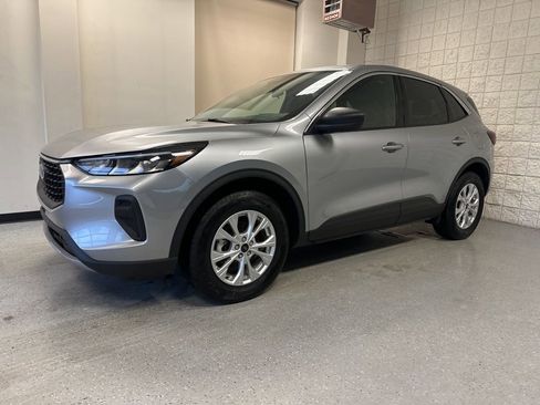 Certified 2023 Ford Escape Active image 39