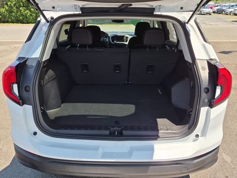 Certified 2023 GMC Terrain SLE FWD image 24