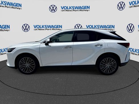 Used 2023 Lexus RX 350 FWD w/ Cold Area Package image 10
