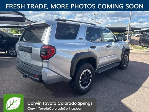 Used 2025 Toyota 4Runner TRD Off-Road Premium AWD/4WD image 3