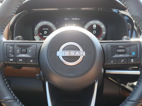 Used 2024 Nissan Pathfinder Platinum w/ Cargo Package image 34