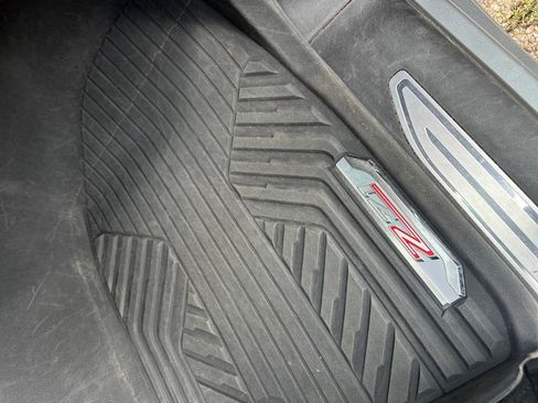 Used 2023 Chevrolet Silverado 1500 LT w/ Z71 Off-Road Package image 19