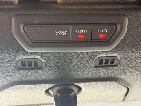 Used 2023 Jeep Wrangler Sport AWD/4WD image 18