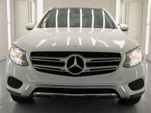 Used 2017 Mercedes-Benz GLC 300 w/ Premium 1 Package image 27
