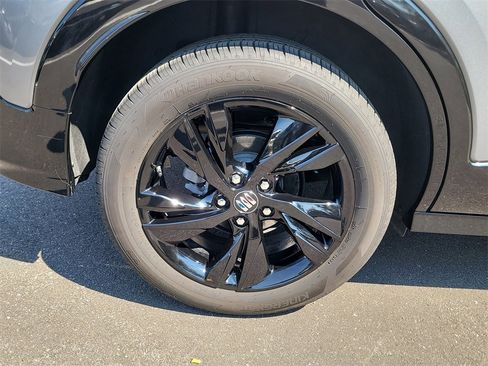 Used 2025 Buick Encore GX Sport Touring w/ Comfort Package image 5