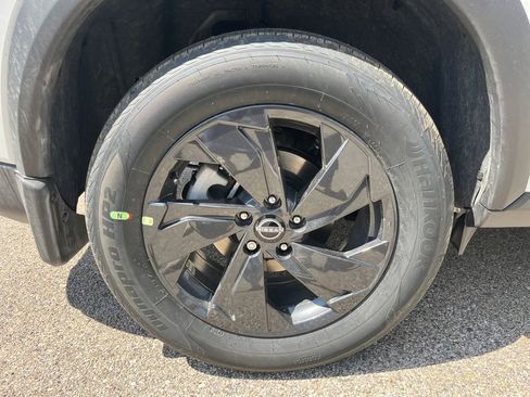 New 2026 Nissan Rogue SV w/ Cold Weather Package image 12