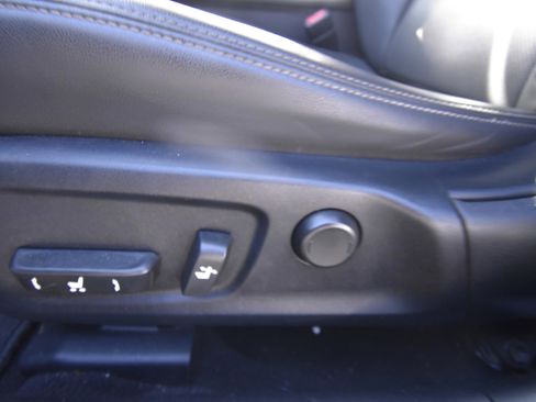 Used 2016 Lexus IS 200t image 12