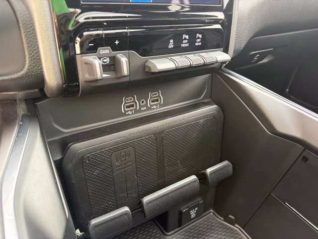 Used 2025 RAM 1500 Laramie w/ Sport Appearance Package AWD/4WD image 29