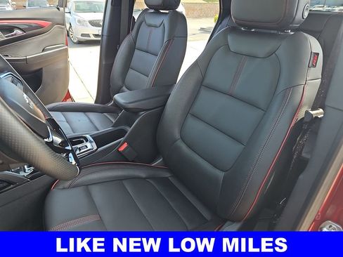 Used 2025 Chevrolet TrailBlazer RS w/ Driver Confidence Package image 14