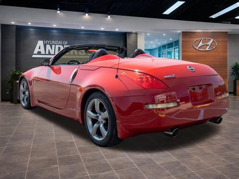 Used 2006 Nissan 350Z Touring RWD image 15