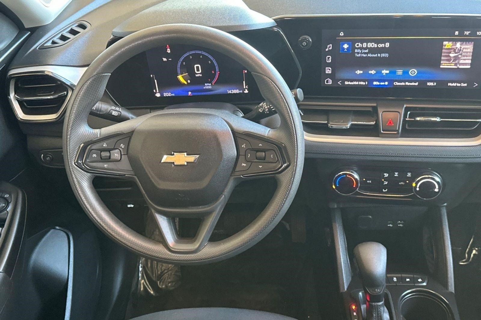Used 2025 Chevrolet TrailBlazer LS w/ LS Convenience Package FWD image 26