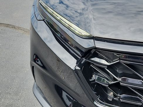 Used 2023 Honda CR-V Sport Touring image 9
