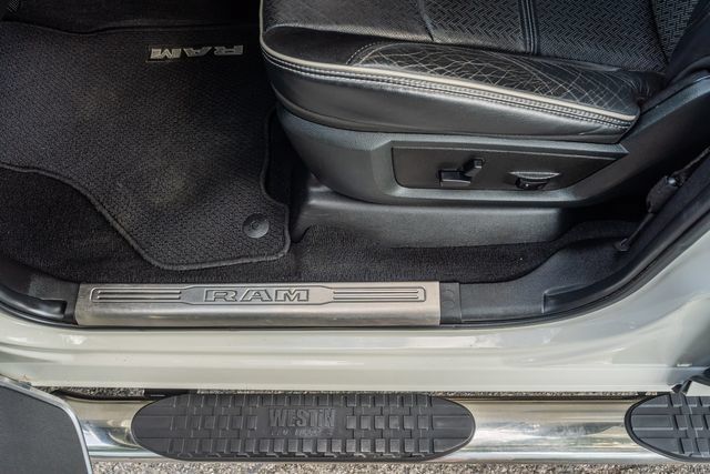 Used 2019 RAM 2500 Laramie AWD/4WD image 18