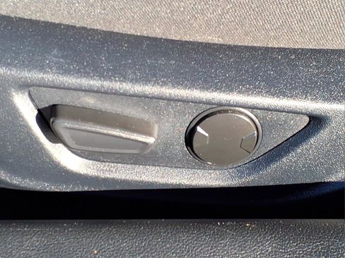 Used 2021 Ford Mustang Convertible w/ Equipment Group 101A image 13