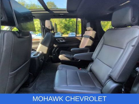 Used 2023 Chevrolet Suburban High Country w/ Advanced Technology Package AWD/4WD image 26