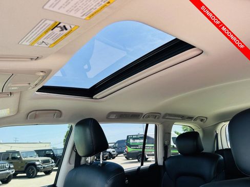 Used 2019 INFINITI QX80 Luxe AWD/4WD image 4