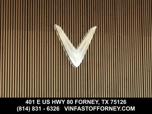 New 2025 VinFast VF 8 Plus AWD/4WD image 40