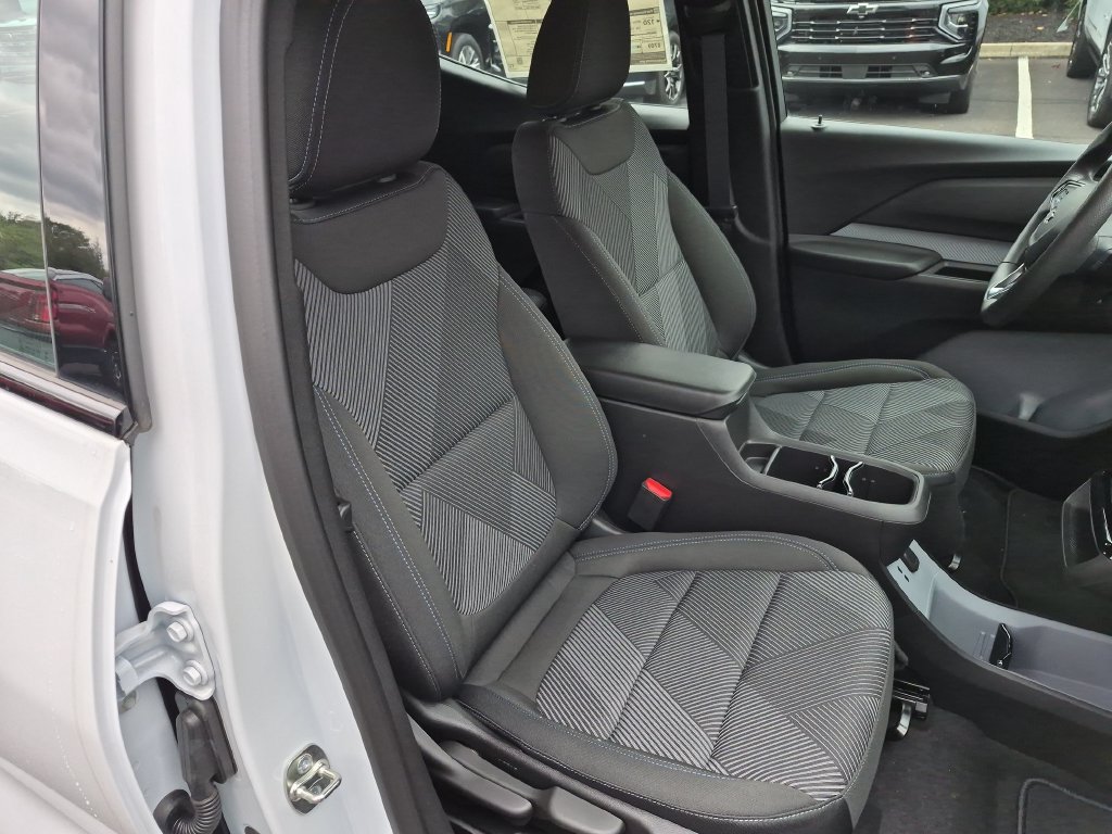 New 2027 Chevrolet Bolt LT FWD image 27