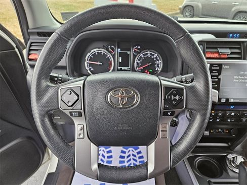 Used 2021 Toyota 4Runner Limited image 26