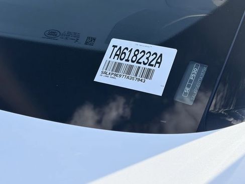 Used 2026 Land Rover Range Rover SE AWD/4WD image 32