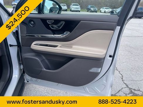 Used 2020 Lincoln Corsair Reserve w/ Equipment Group 201A image 20