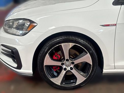 Used 2018 Volkswagen GTI S FWD image 19