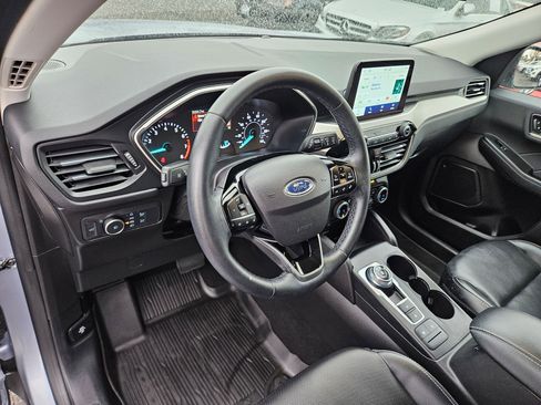 Used 2022 Ford Escape SEL image 15