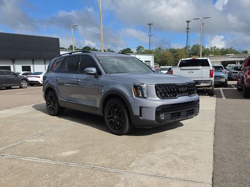 Certified 2024 Kia Telluride SX X-Line AWD/4WD image 2