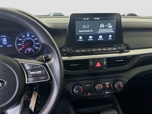 Used 2021 Kia Forte LXS FWD image 18