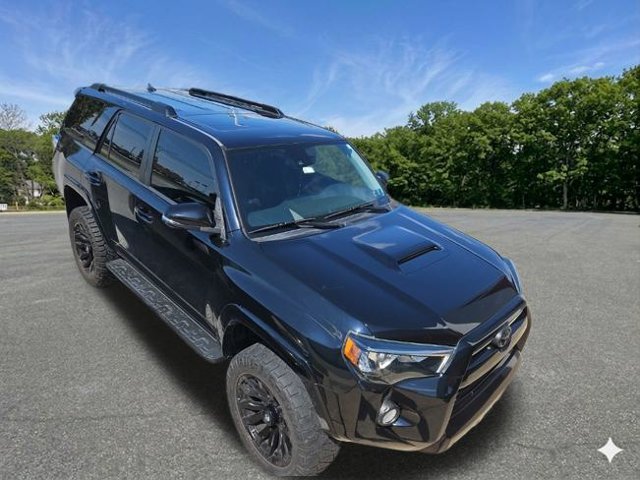 Used 2020 Toyota 4Runner TRD Off-Road Premium w/ Moonroof Package AWD/4WD image 9