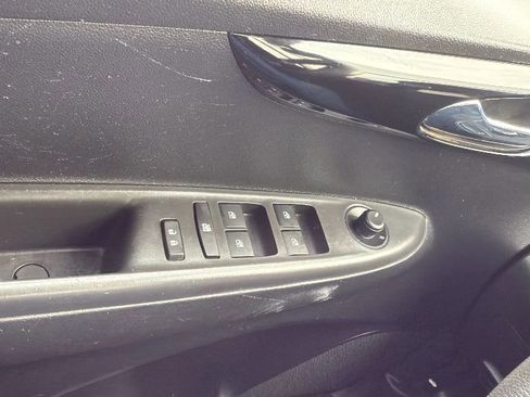 Used 2022 Chevrolet Spark LT image 22