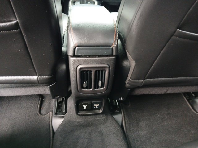 Used 2019 Jeep Compass Latitude AWD/4WD image 15